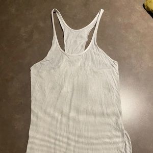 Size 4 Lululemon tank top!